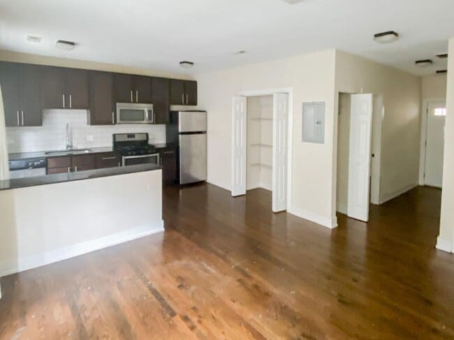 Photo - 1 bedroom in Chicago IL 60640 Unit 2E