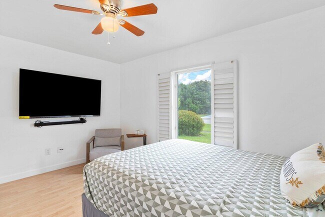 Photo - 1190 Sachem Head Terrace Unit 1 Bedroom Apartment