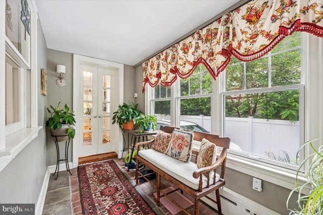 Photo - 119 Francis Ave