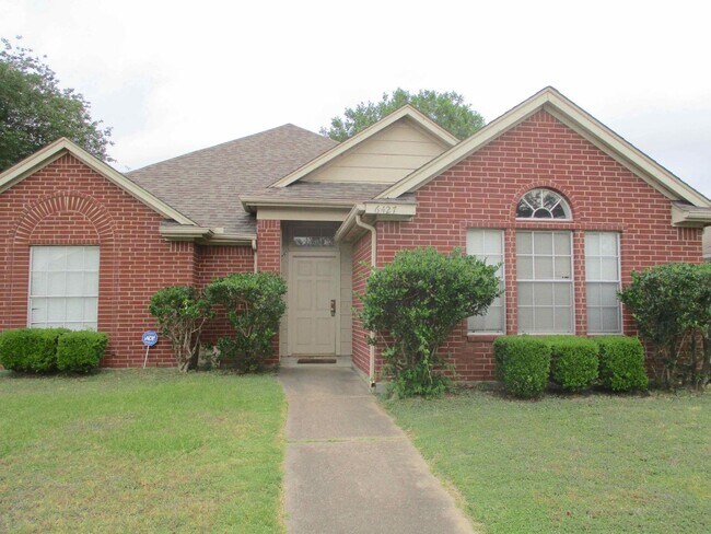 HWY 6 Area - HWY 6 Area House