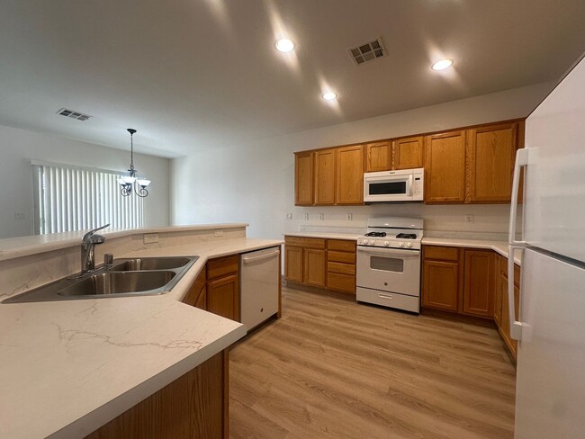 Photo - Sun City Aliante - 2 Bedroom and a Den - Great Floor Plan