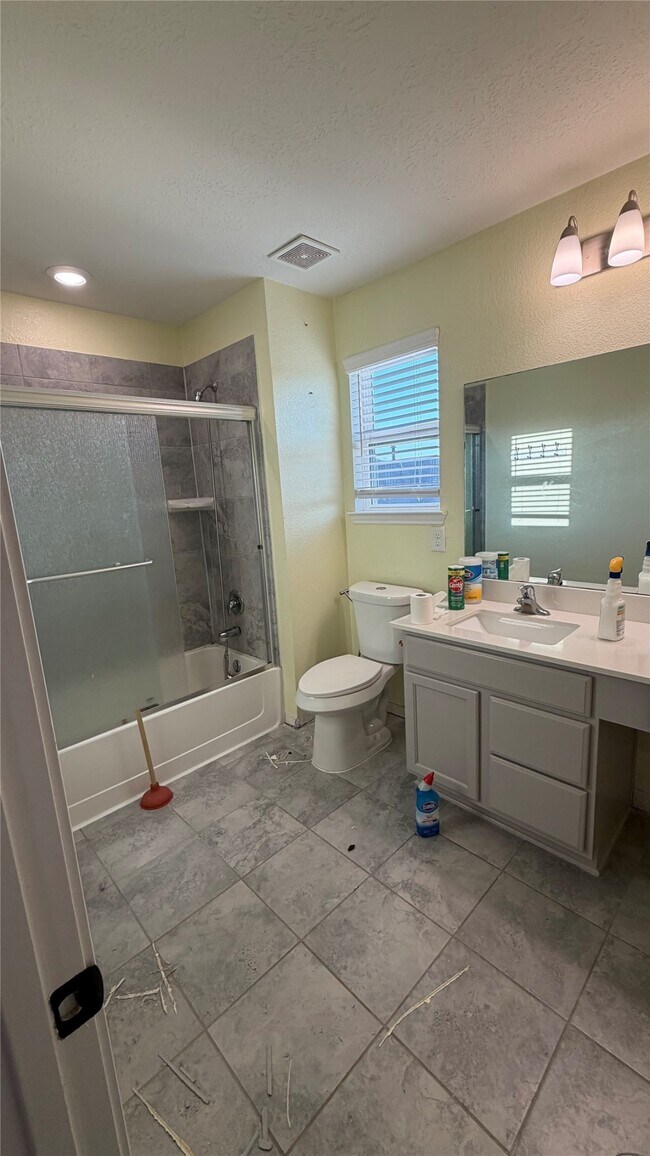 Photo - 25307 Queens Causeway Ln