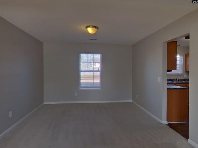 Photo - 732 Elderberry Ln