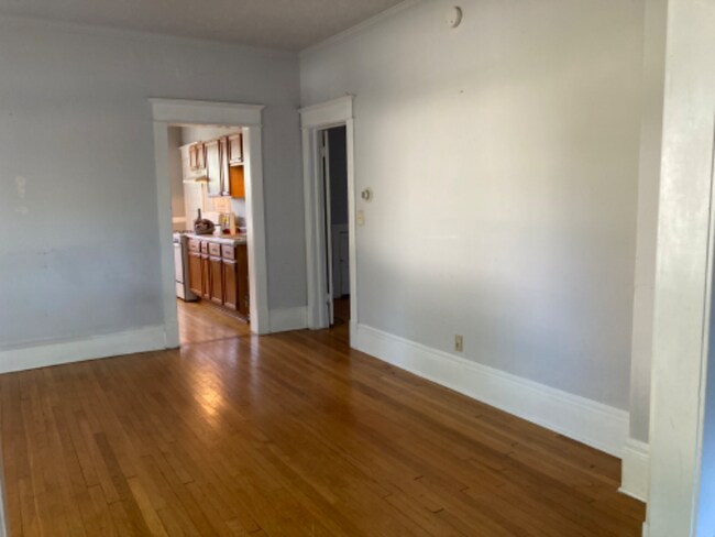 Photo - 293 W Robie St Unidad 1