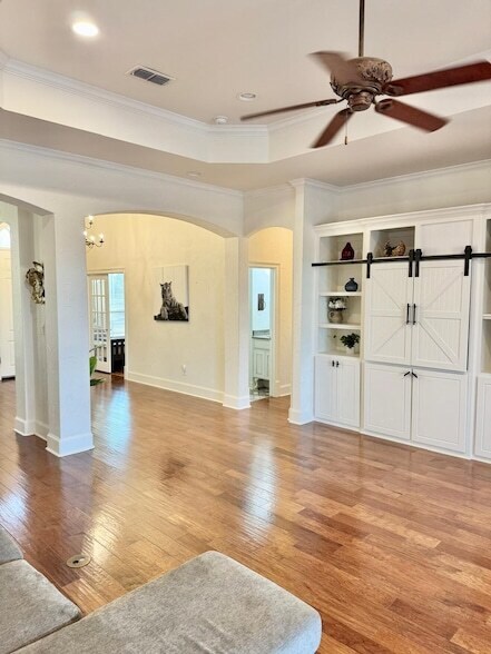 Photo - 2300 Berend Rd