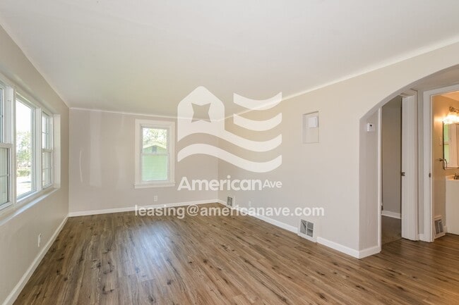 26 Williams Blvd