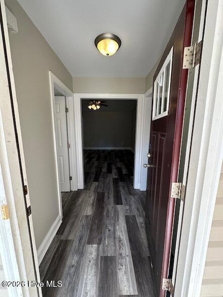 Photo - 305 Falcon Bridge Dr