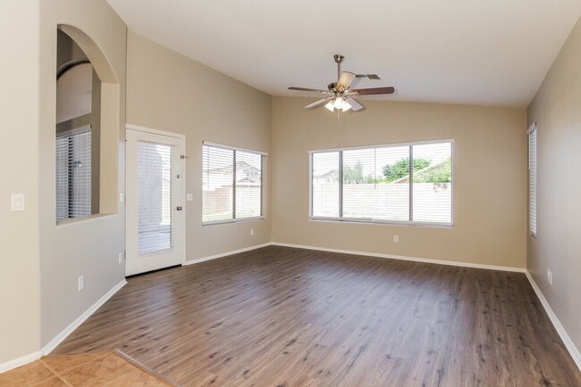 Photo - 4640 W Magdalena Ln