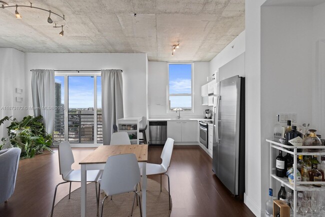 Photo - 133 NE 2nd Ave Unit 3119