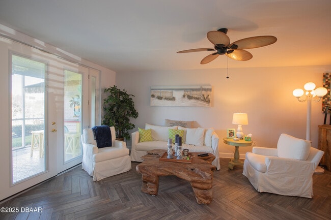 Photo - 432 Bouchelle Dr Unit 103