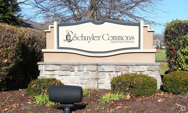 Signage - Schuyler Commons