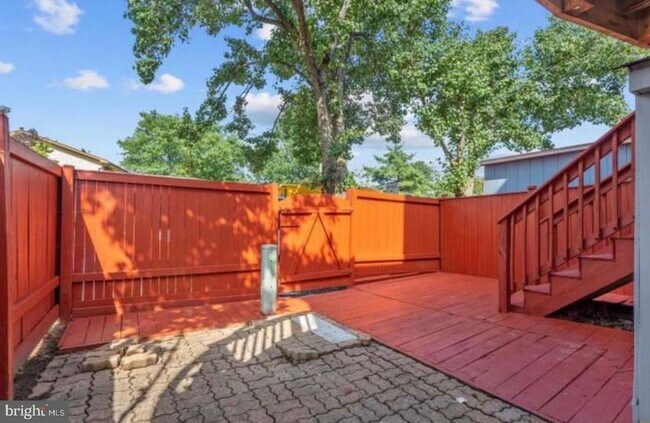 Photo - 5501 Woodlawn Manor Ct