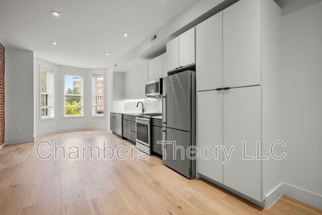 Photo - 1963 Biltmore St NW Unit #2