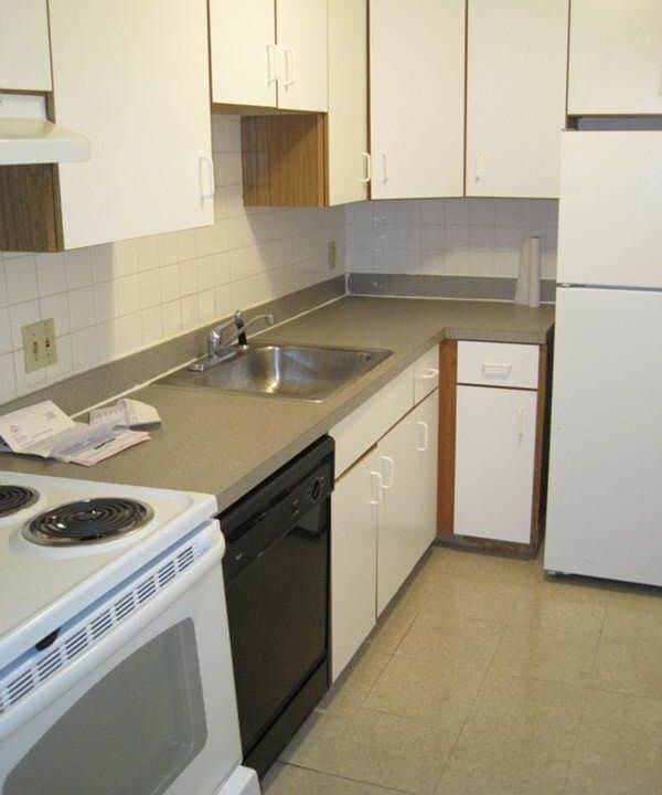 Photo - 31 Iroquois St Unidad 12L