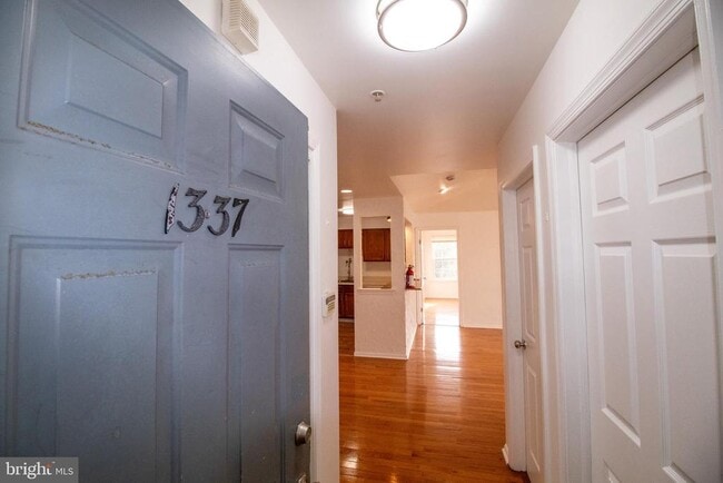 Photo - 1337 Waterford Dr