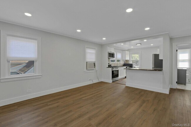 Photo - 64 Lyons Rd Unit 2 / 2ND FLOOR