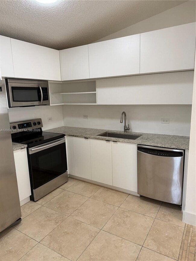 Building Photo - 3600 N 56th Ave Unit 115