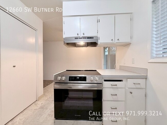 Building Photo - 12660 SW Butner Rd