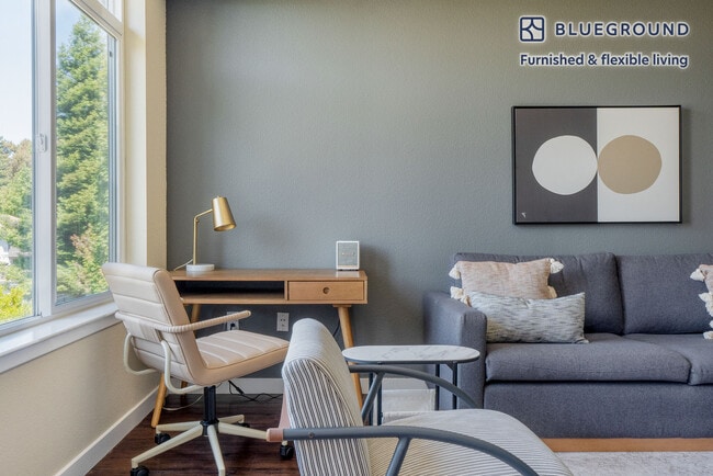 Photo - 111 N Rengstorff Ave Unidad FL2-ID1441