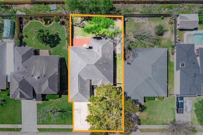 Photo - 16342 Maple Downs Ln