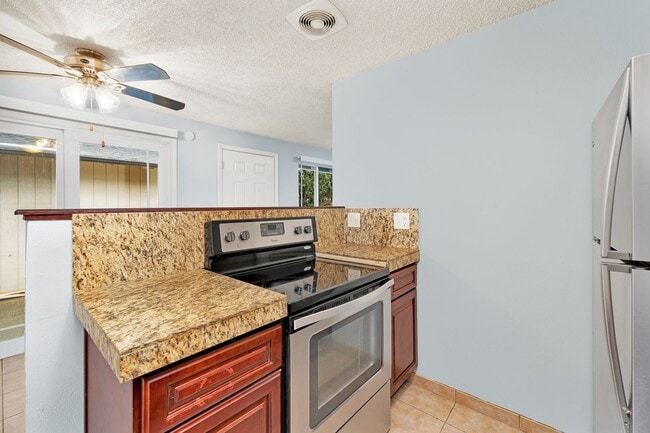 Photo - Jennings Lodge Apartments