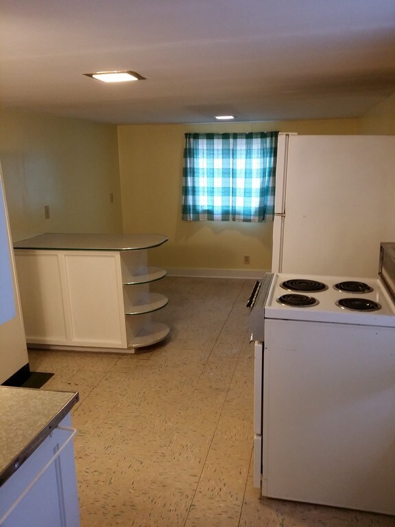 Photo - 15 Lake St Unit 2