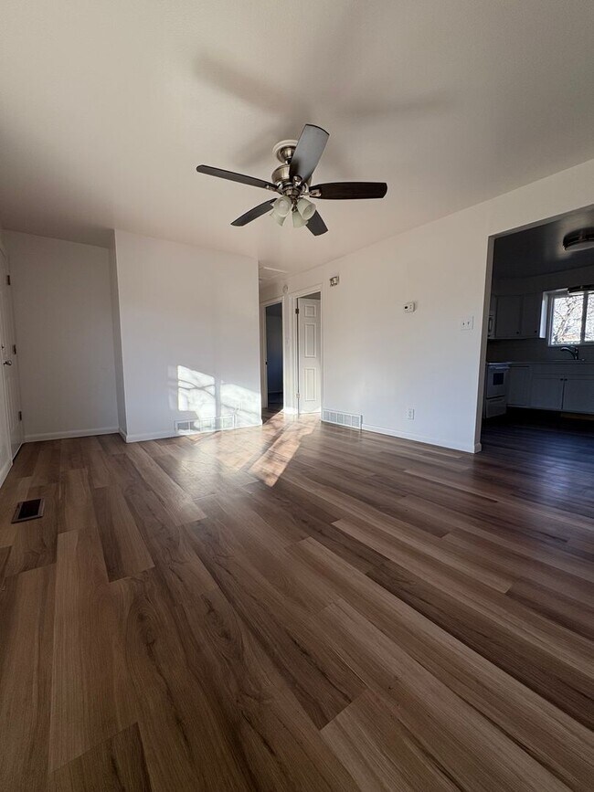 Photo - 983-985 S 600 W Unidad 985