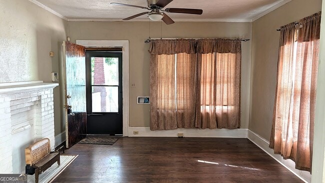 Photo - 672 Bowden St