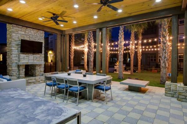 Residences at Lake Park apartments — community photo