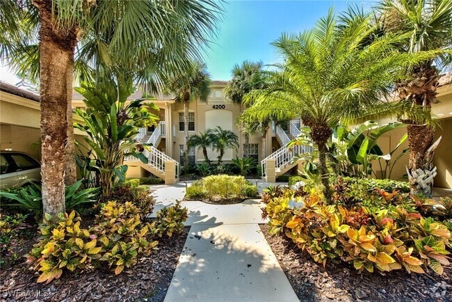Building Photo - 4200 Sawgrass Point Dr Unit 101 Rental