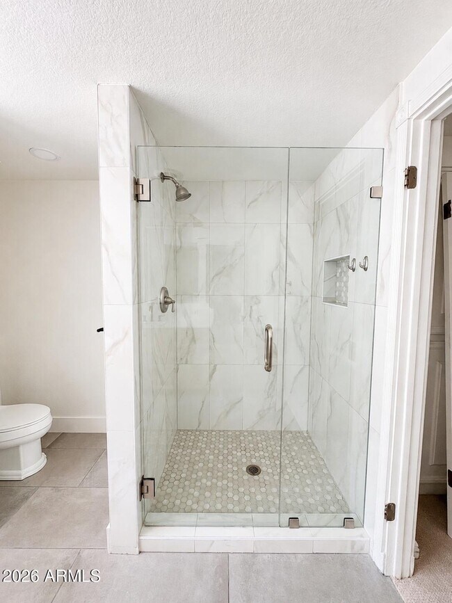 Photo - 4327 N 69th Way