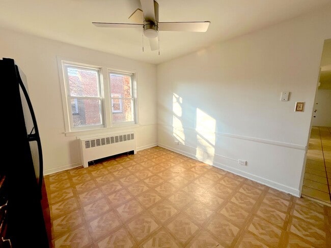 Photo - NORTH SIDE - Spacious 2BD/1BTH unit for rent!