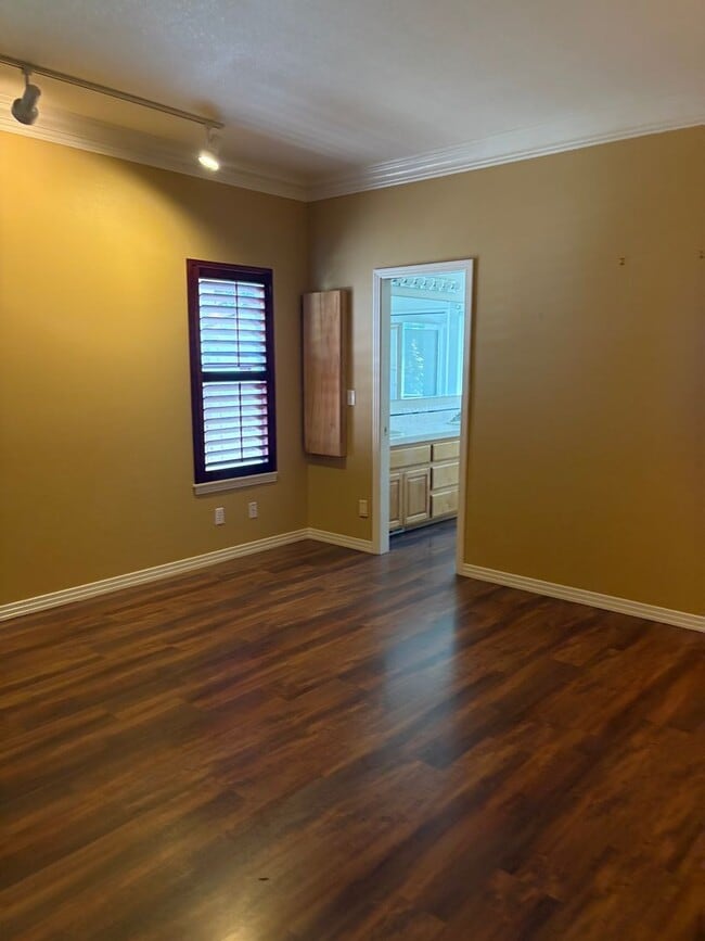 Photo - 4 bedroom and 2 bathroom house