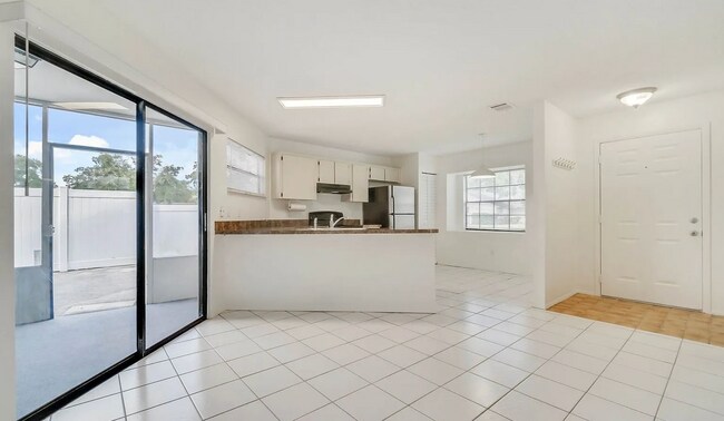 Photo - 1420 Pleasant Oak Ln