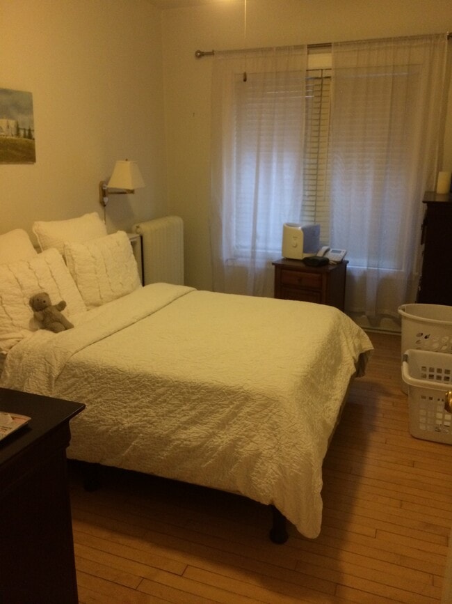 Photo - 445 W Wilson St Unit B