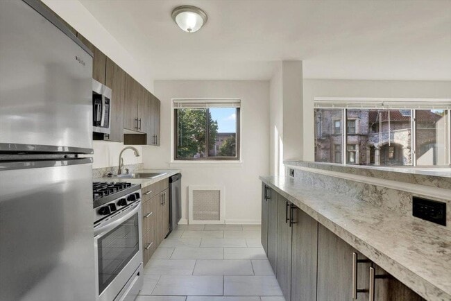 Towne House Apartments