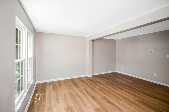 Photo - 9705 Becker Ct