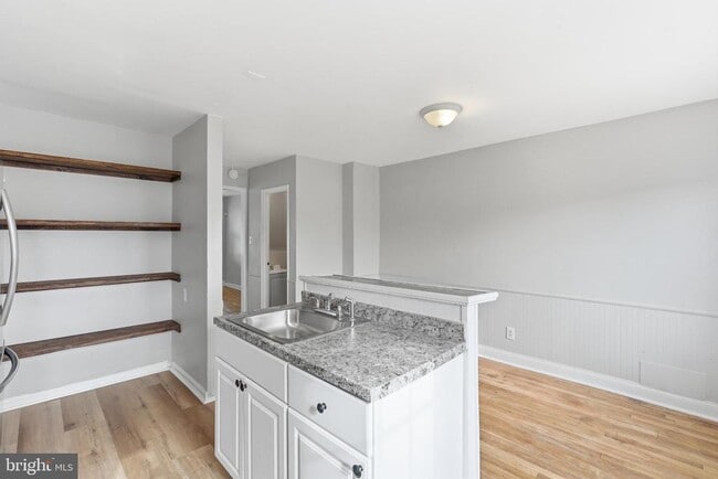 Photo - 849 Loalan Ave