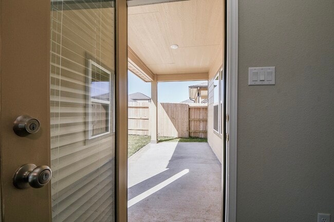 Building Photo - 21703 Reserve Ranch Trl