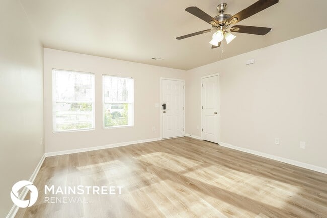 Photo - 2907 Desmond Woods Dr