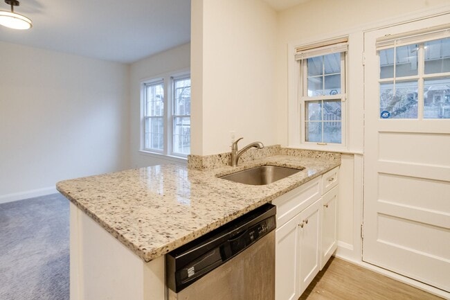 Photo - 1809 Glen Ridge Rd