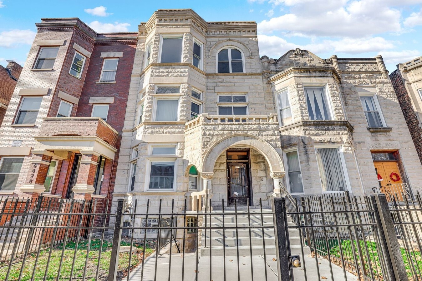 Photo - 6426 S Ingleside Ave Unidad 2