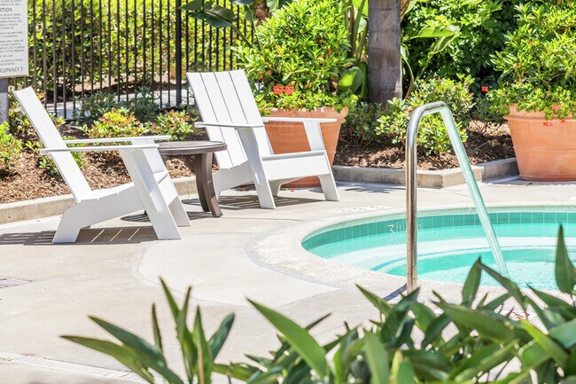 San Remo Villa Apartment Homes