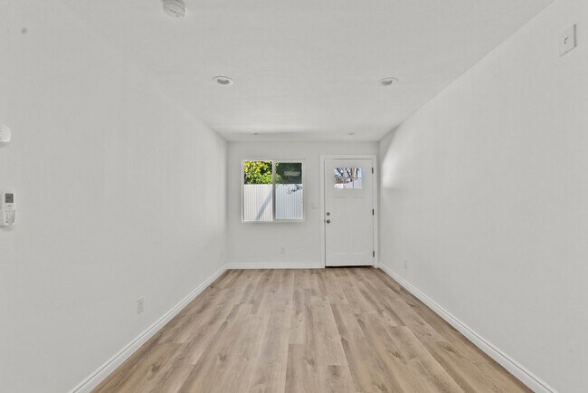 3668 2nd Ave