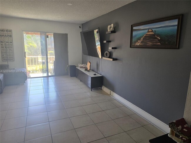 Photo - 17901 NW 68th Ave Unit T201