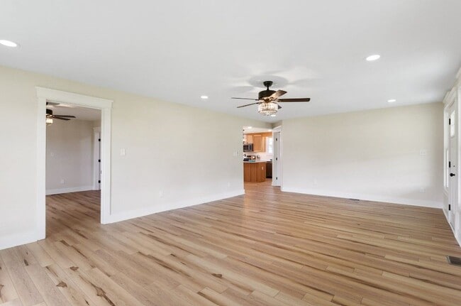 Photo - 4633 Godwin Blvd