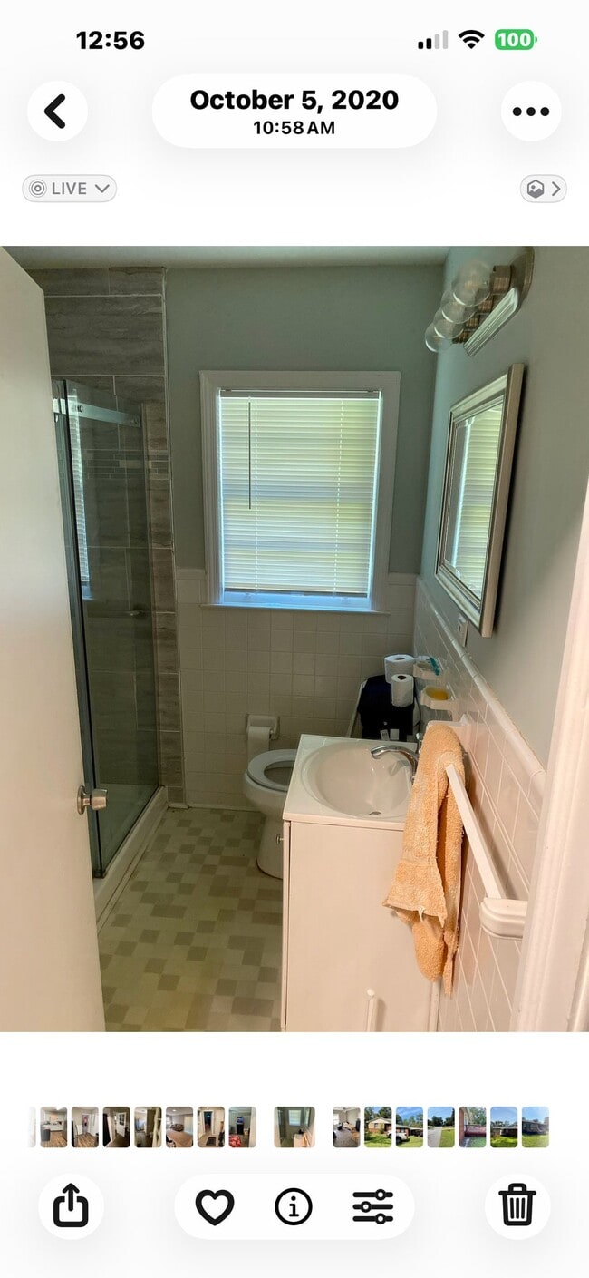 Photo - 527 Englewood Dr