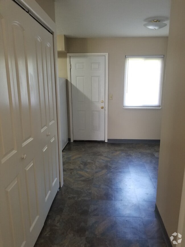 Building Photo - 2982 Donnylane Blvd Rental