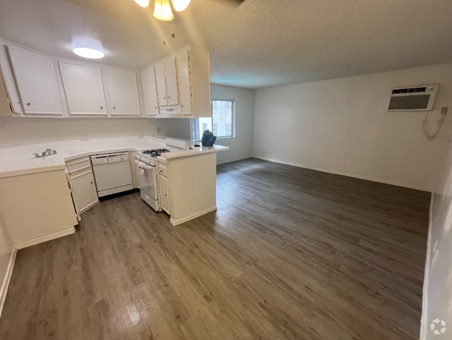 Building Photo - 509 N Berendo St Rental