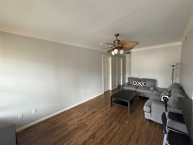 Photo - 7575 Kirby Dr Condo Unit 1112